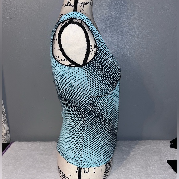 FOREVER 21 VINTAGE TOP - Picture 2 of 3